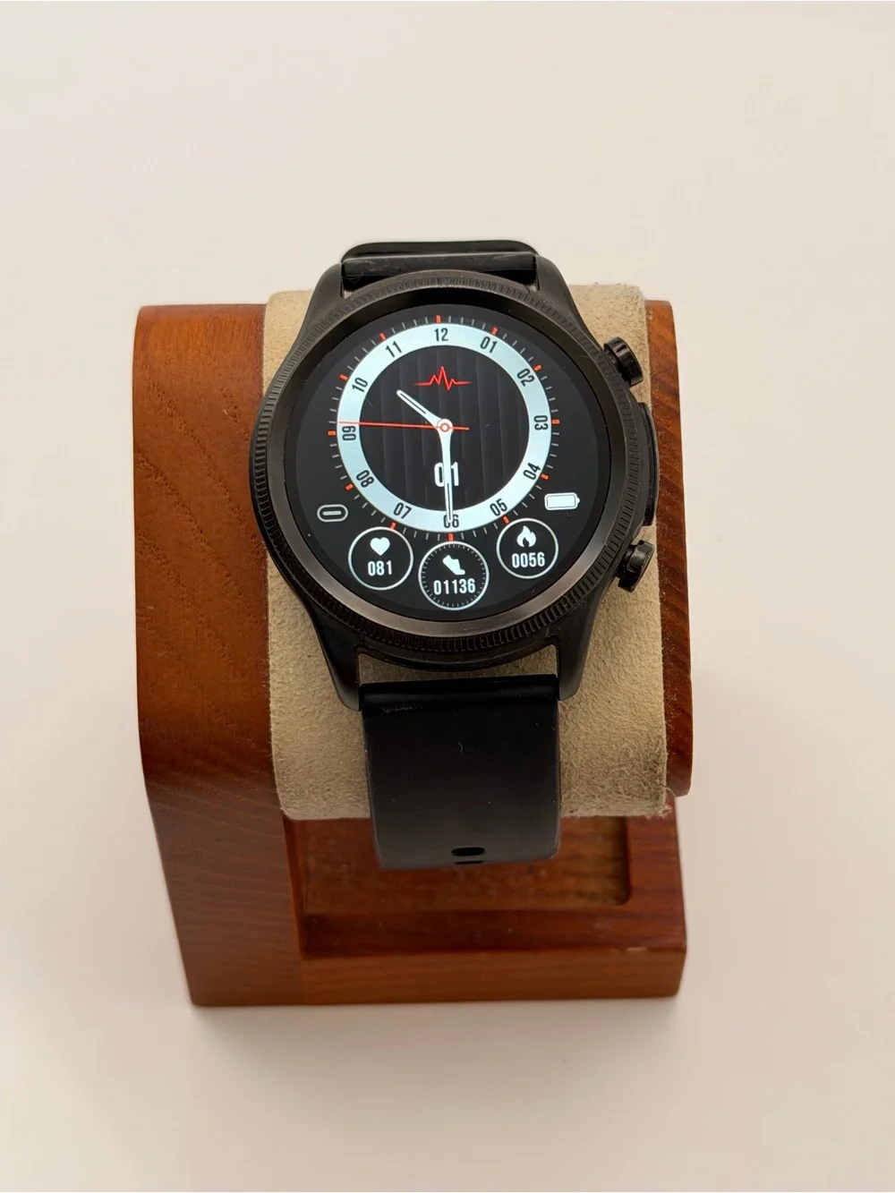 E400 health-tracking Smartwatch, Charger Included, Black, Very Good